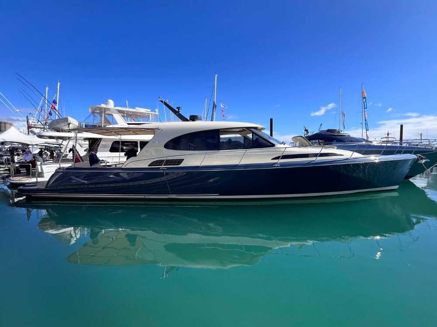 Grand Banks GT60 reminds me of a luxurious cruise on the Med