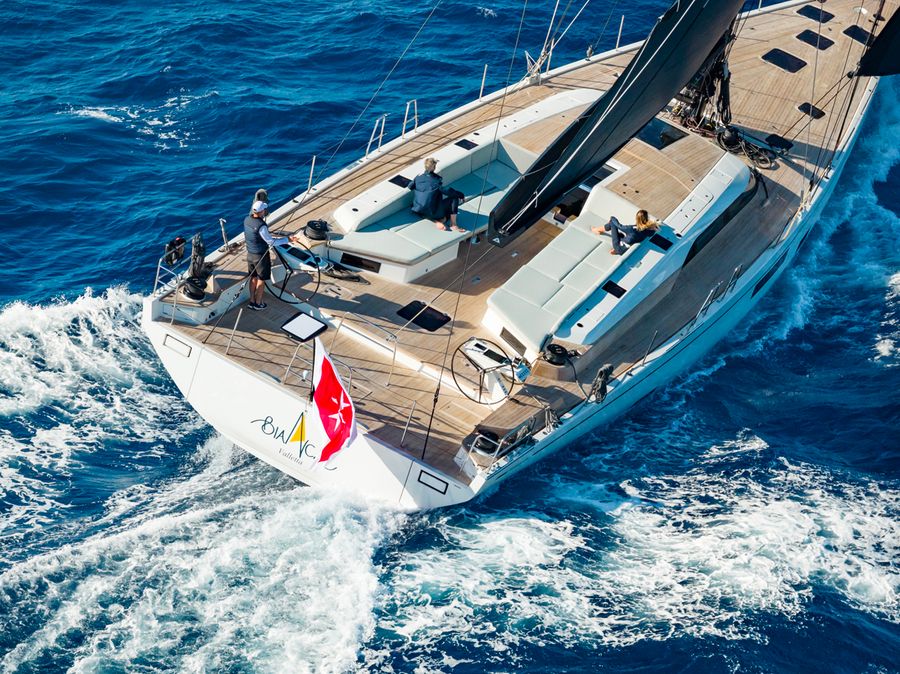 Grand-Soleils-biggest-blue-water-weapon-yet-pushes-26-metres-1.jpg