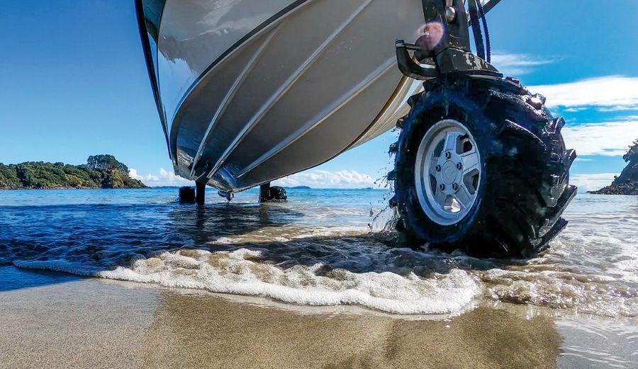 The Haines Hunter Overlander OP725
