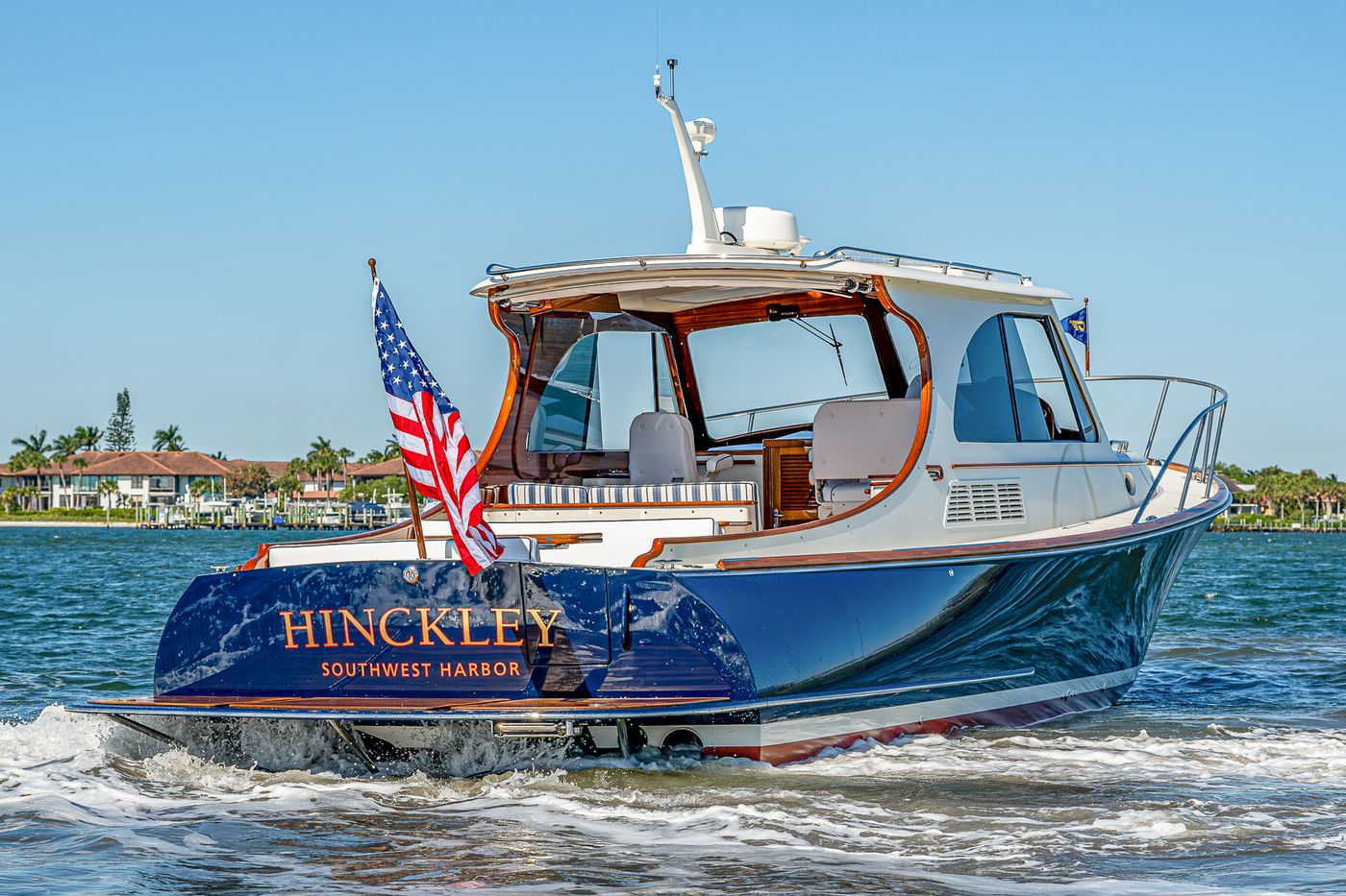 Hinckley-Yachts-3.jpg