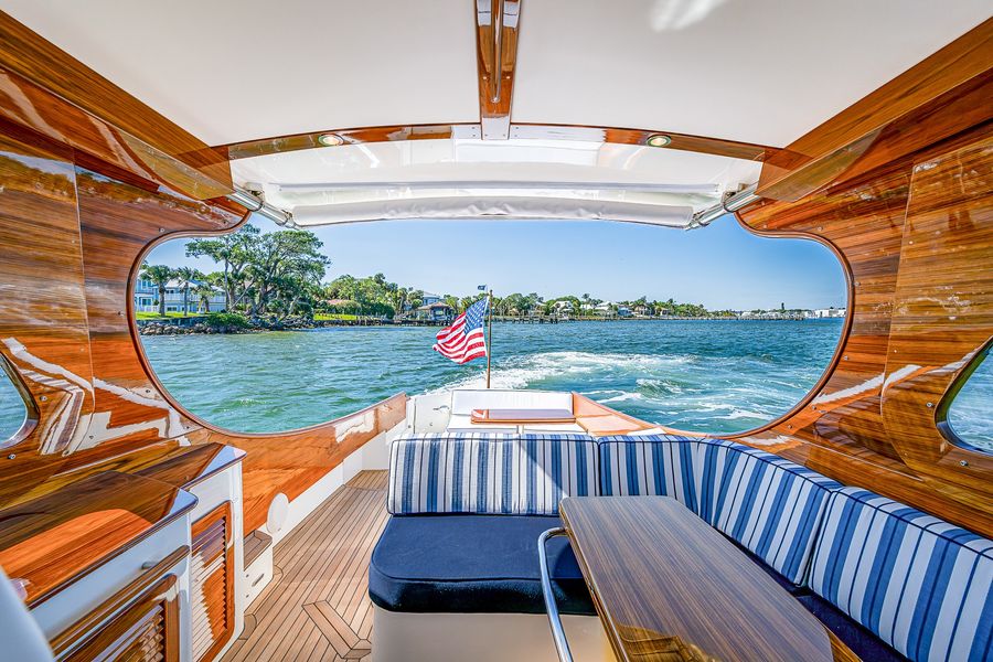 Hinckley-Yachts.jpg