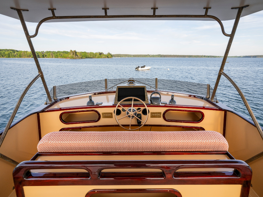 Hood 42 LM feels less yacht, more gentleman's club