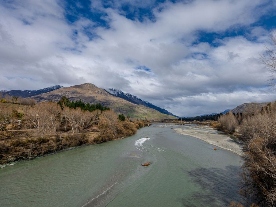 Hunting-on-a-river.jpg