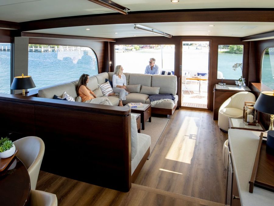 Interior-of-the-GB85-Photo-credit-Grand-Banks.jpg