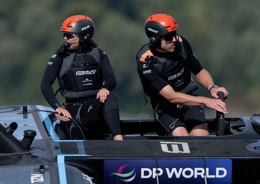 Team feedback: Black Foils miss Geneva final by one point after Swiss split