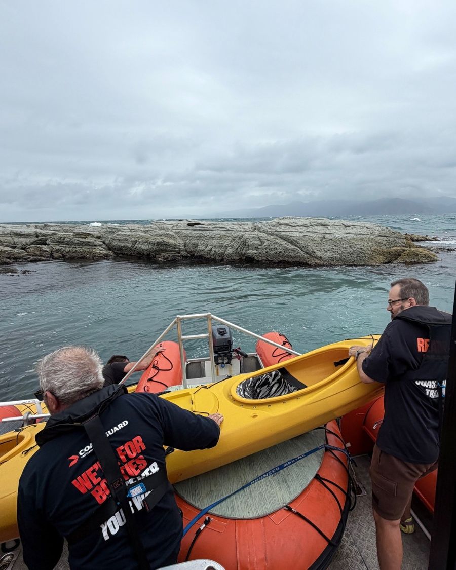 Kayak-in-Kaikoura.jpg