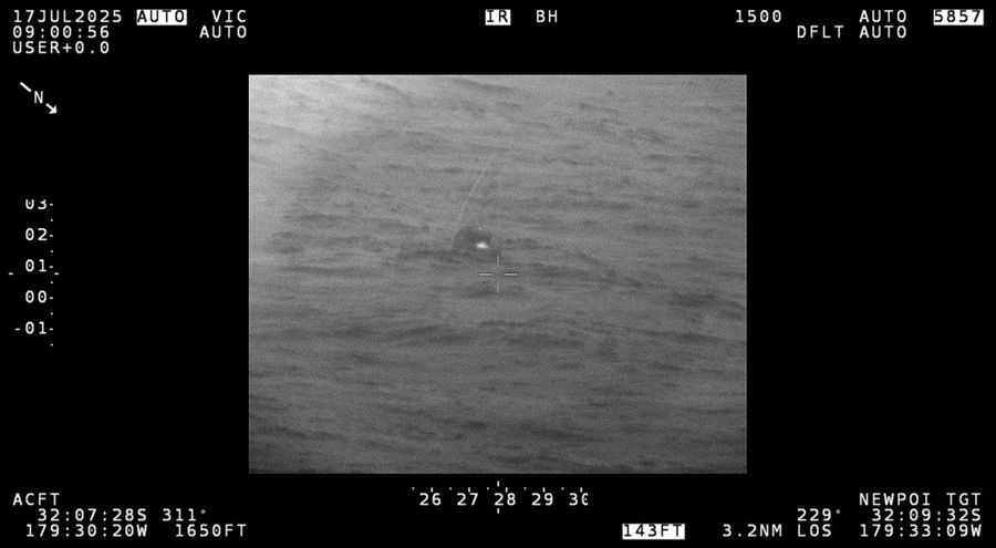 Kermadecs-Rescue-2__FocusFillWyIwLjAwIiwiMC4wMCIsMTAwMCw1NTBd-1.jpg