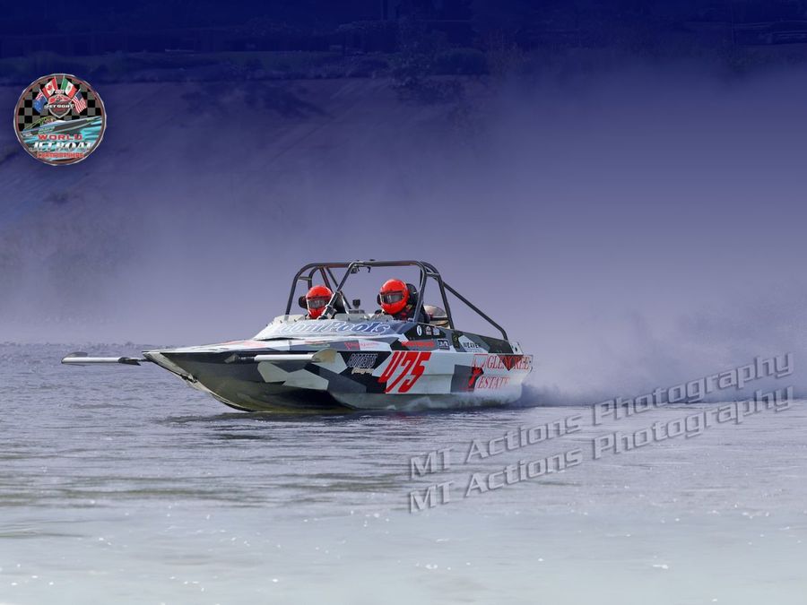 Kevin Hyde, piloting MPH Racing, held steady with a 02214 in Leg 9 and improved in Leg 10 with a 02236