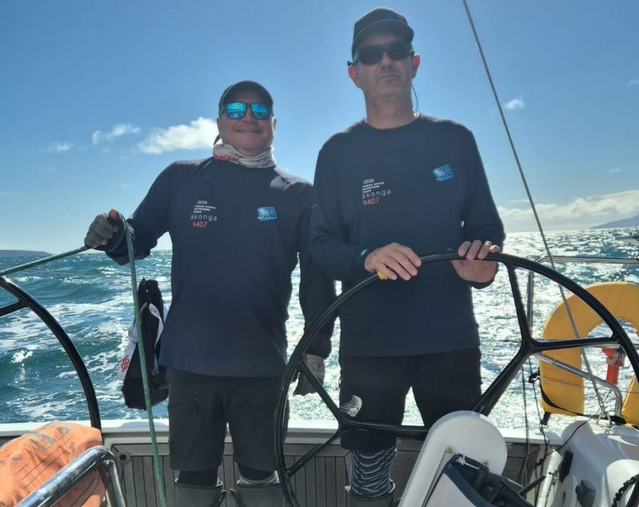 L-R-Nick-Roberts-with.-navigator-Andrew-Hall-Photo-credit-Akonga.jpg