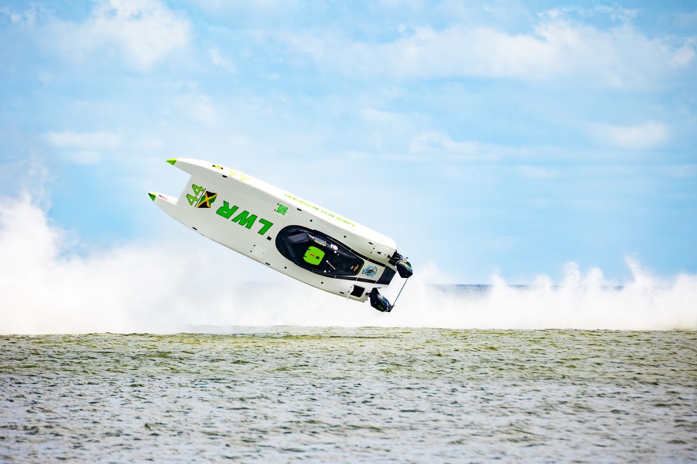 Lake-Wylie-Racing-catch-some-air.jpg