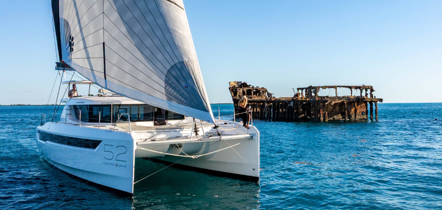 Leopard Catamaran 52