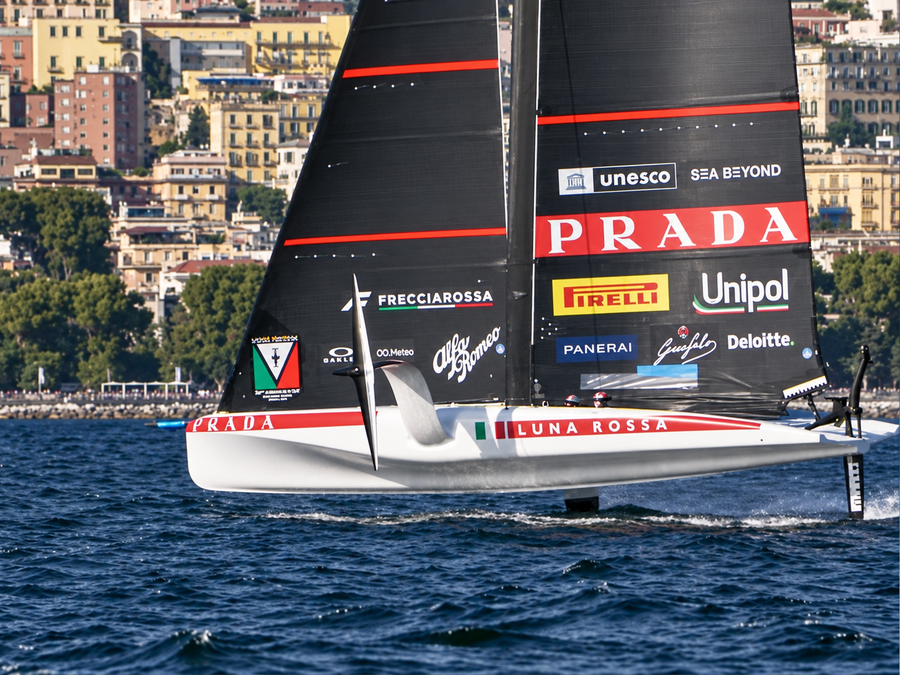 Luna Rossa 1 racing in the final in the 2026 Naples Preliminaries.
