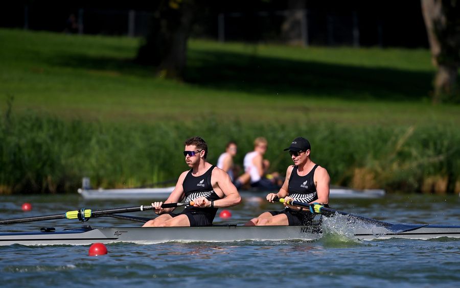 Kiwi pair blitz semifinal start, eye gold in Amsterdam, 26 August 2026