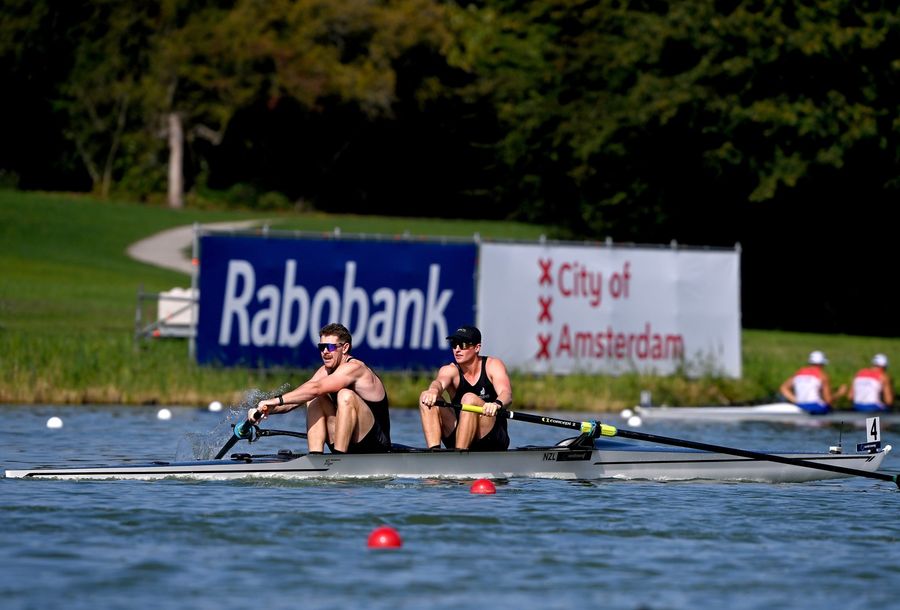 Kiwi pair blitz semifinal start, eye gold in Amsterdam, 26 August 2026