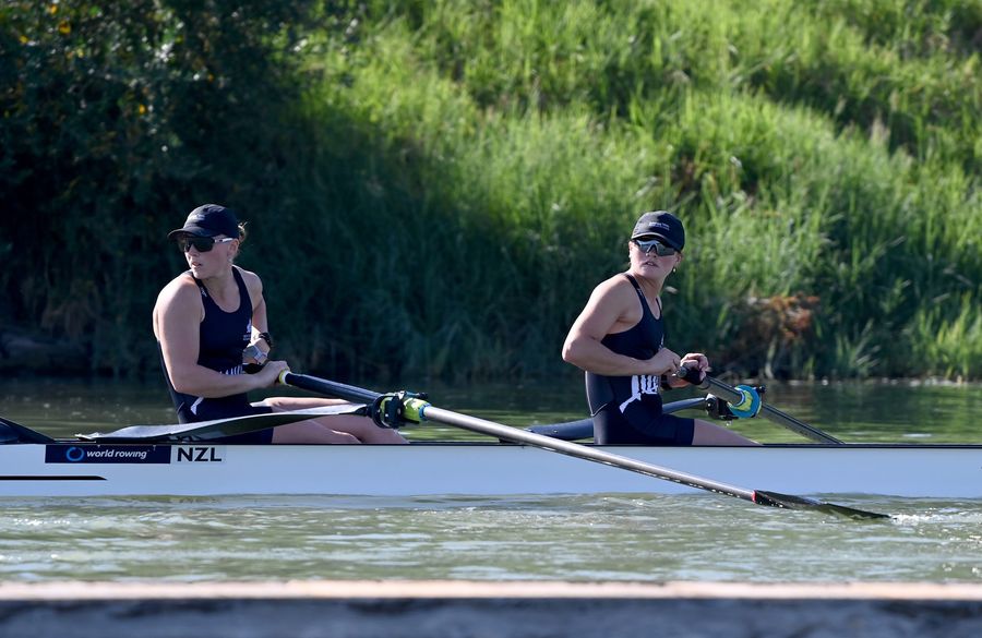 Action from the opening day in Seville, where Taylor and Welch led the New Zealand charge.