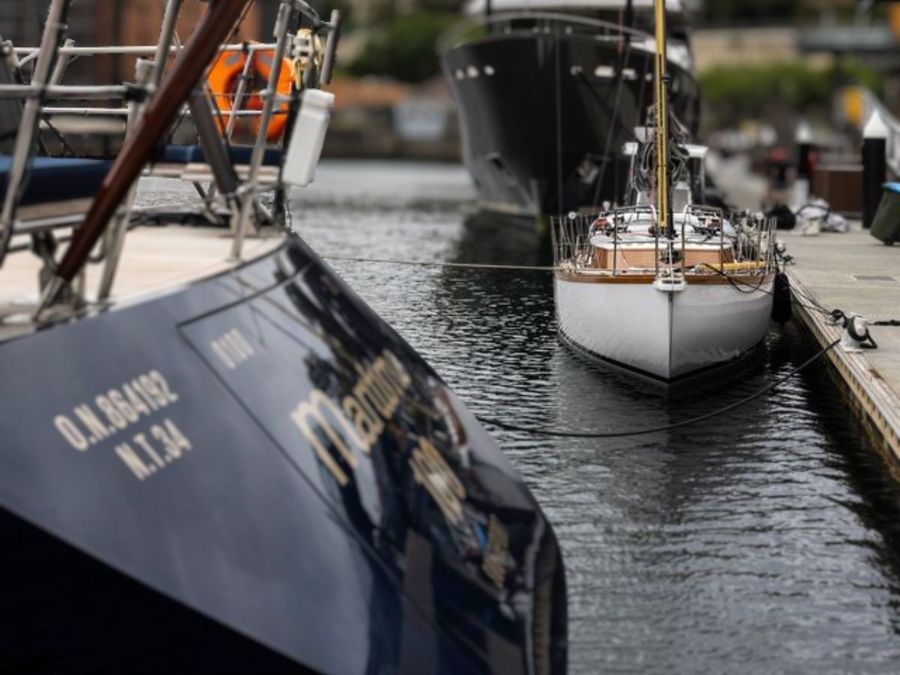 Maritimo-100-left-with-Maritimo-Katwinchar-right.jpg