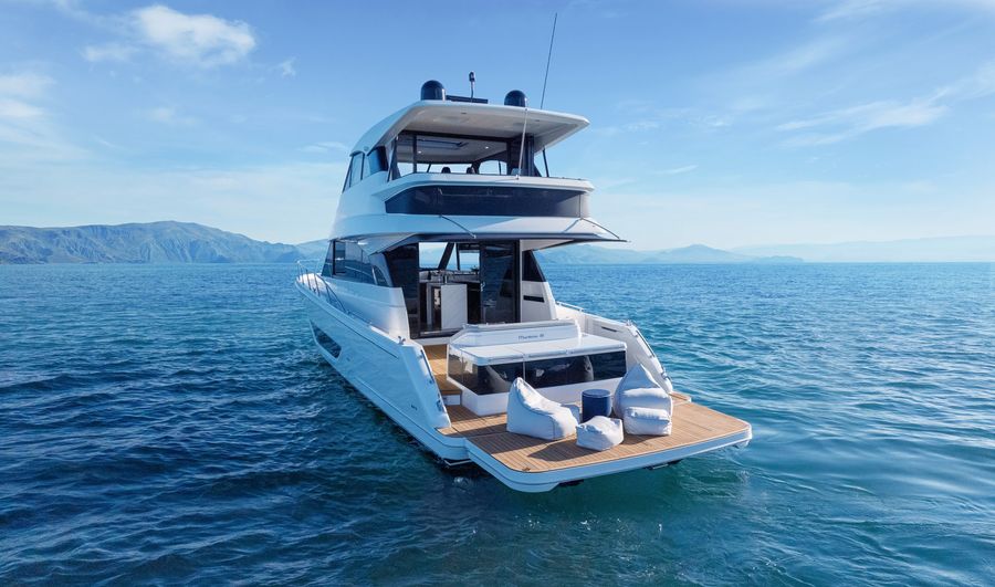 Maritimo-M55-Black-Edition1.jpg
