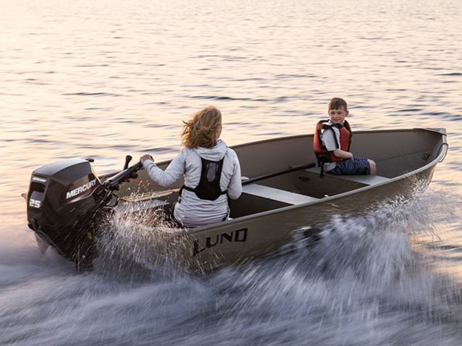 Mercurys-new-mid-tiller-kit-brings-comfort-and-control-to-25–30hp-outboards.jpg
