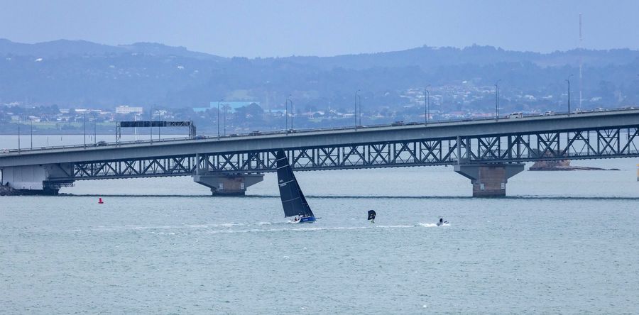 Motorboat-III-cross-the-finish-line.jpg