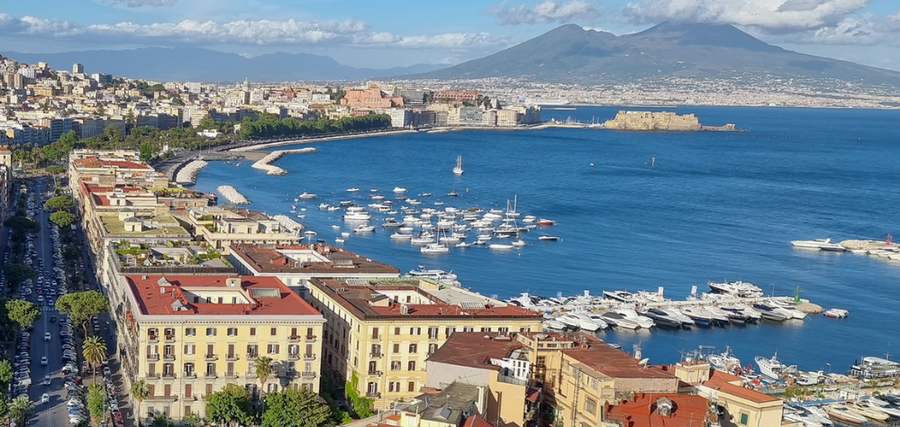 Naples and its harbour, the backdrop for the Louis Vuitton Cup Preliminary Regatta in 2026.