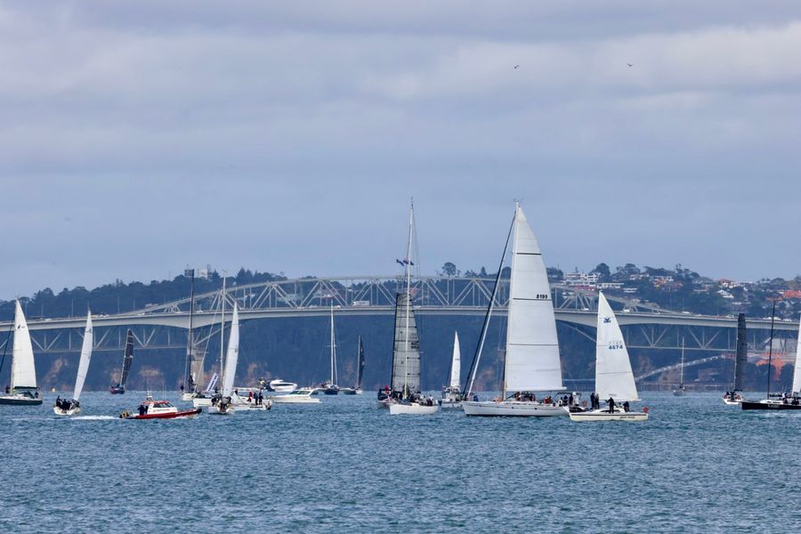 Wired leads the dash to Russell as 38 boats retire