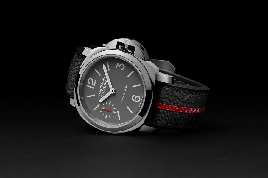 Panerai Luminor Tre Giorni Luna Rossa 2