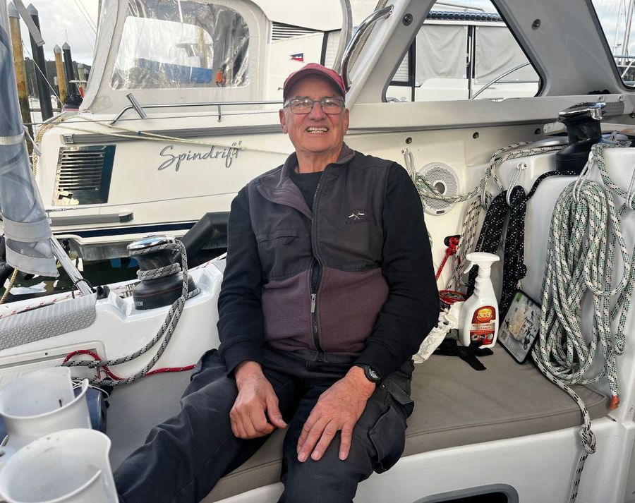 Peter-Nobbs-and-Smoko.jpg