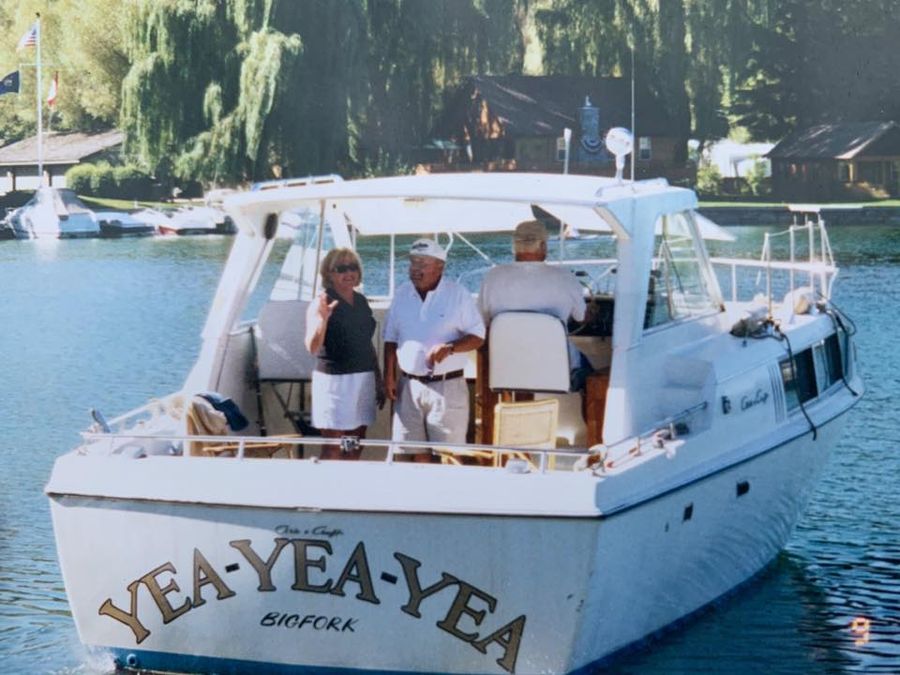 Photo-credit-1971-Chris-Craft-Catalina-from-Facebook.jpg