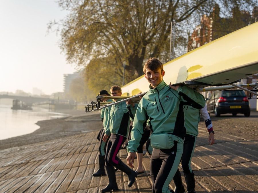 Photo-credit-Cambridge-team-in-The-Boat-Race-University-Boat-Race.jpg