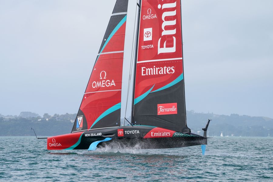 Photo-credit-Sam-Thom-Americas-Cup-3.jpg