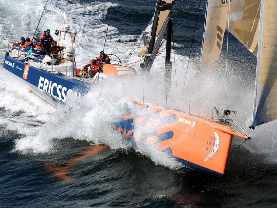 // Photo Volvo Open 70 L4's (aka Groupama, and Trifork) canting keel. McD Yachts / Facebook