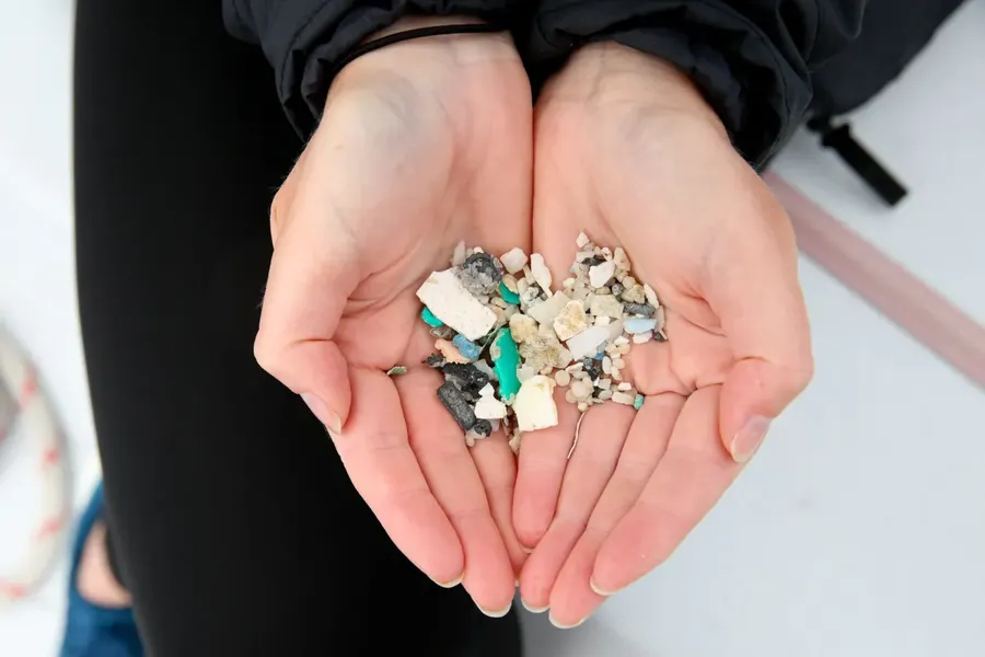 Plastic-fragments-found-in-the-ocean-are-analysed-with-an-FTIR-which-helps-the-crew-estalish-the-origin-of-the-pollution-Photo-credit-eXXpedition.webp