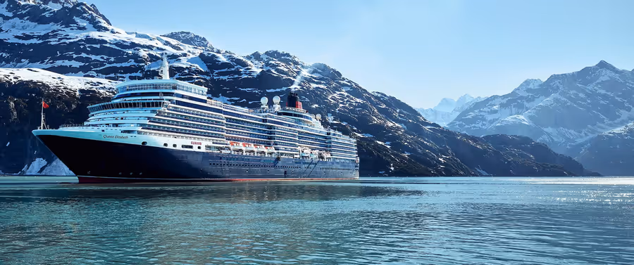 Queen-Elizabeth-of-the-Cunard-Line.avif