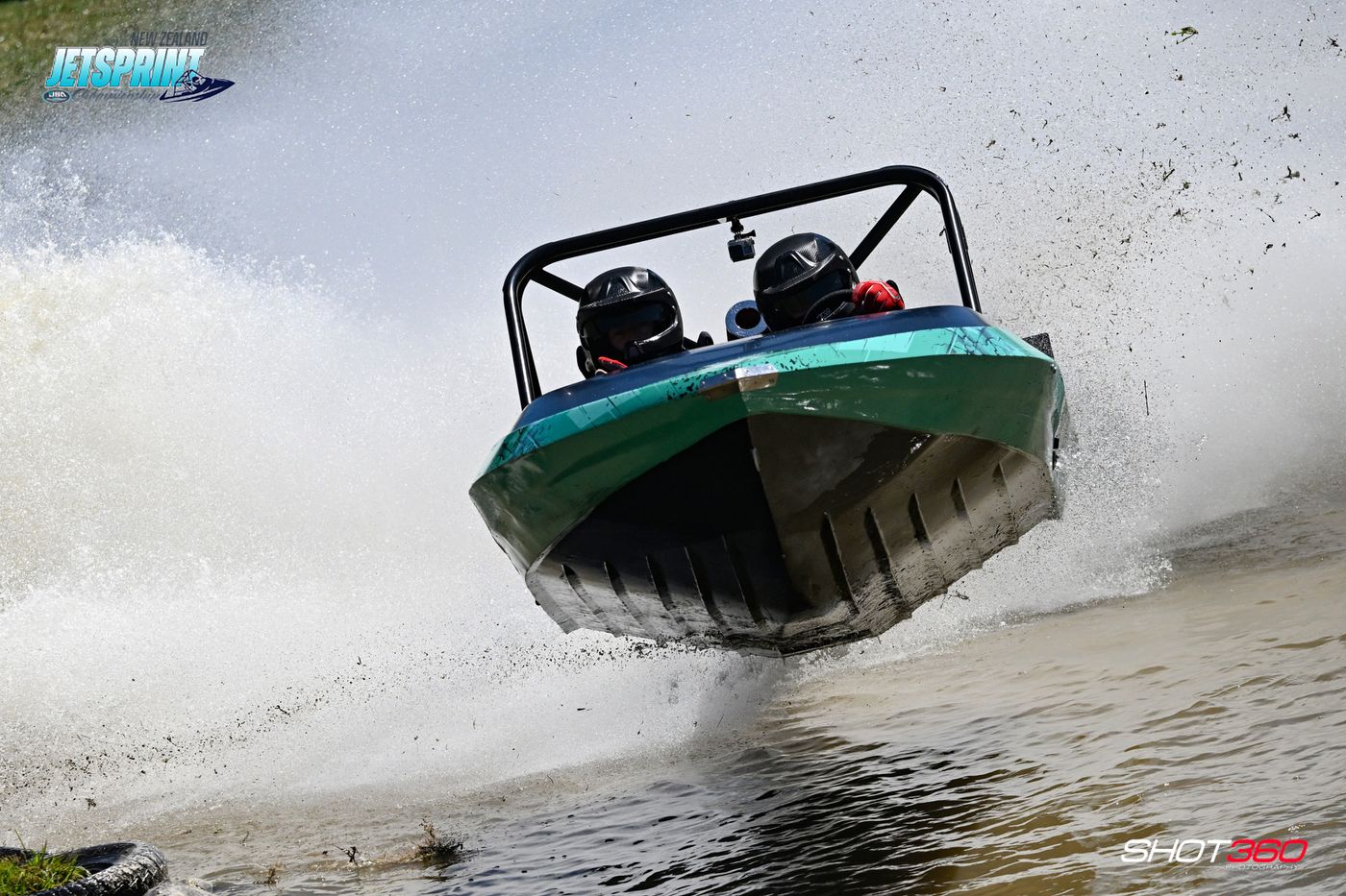 RD 3 Proof some of the boats stayed on the water Photo- Shot360 Photography on the New Zealand Jetsprint Association on Facebook