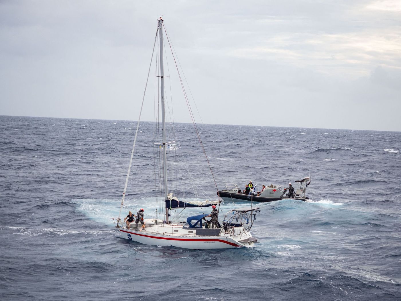 Reliant-is-towing-Lucky-Jonny-to-Suva.-Photo-credit-Republic-Of-Fiji-Military-Forces-Naval-Division-Facebook.jpg