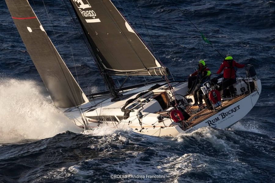 Rum-Bucket-Photo-credit-Adrea-Francolini-Rolex.jpg