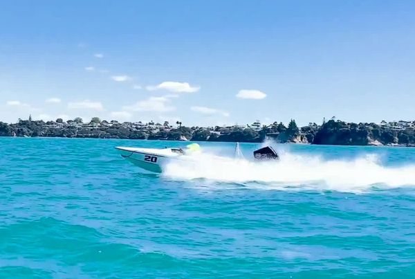SKR, boat 20, powers through the chop at Gulf Harbour’s 2026 season opener.