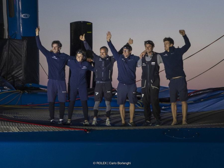 SVR-LAZARTIGUE-Sail-n-1-Design-ULTIM-Skipper-Tom-Laperche-Photo-credit-Carlo-Borlenghi.jpg