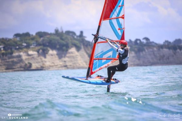 Veerle ten Have overturned a four-point deficit in the windfoil 7.3m class. Photo credit: Jacob Fewtrell Media