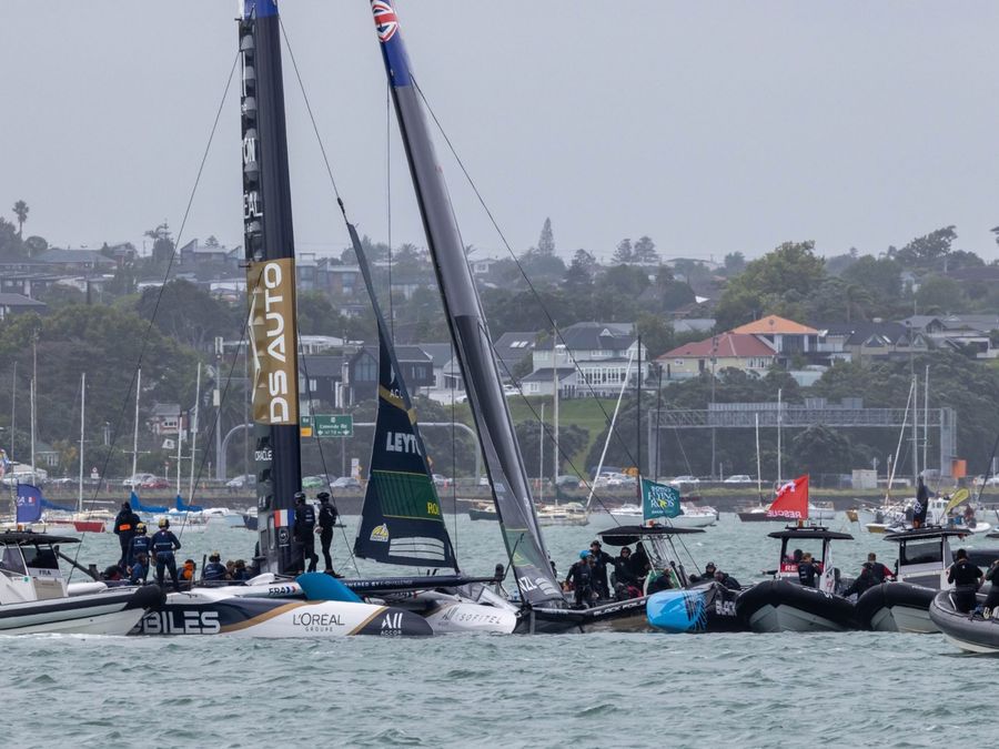 SailGP-collison.jpg