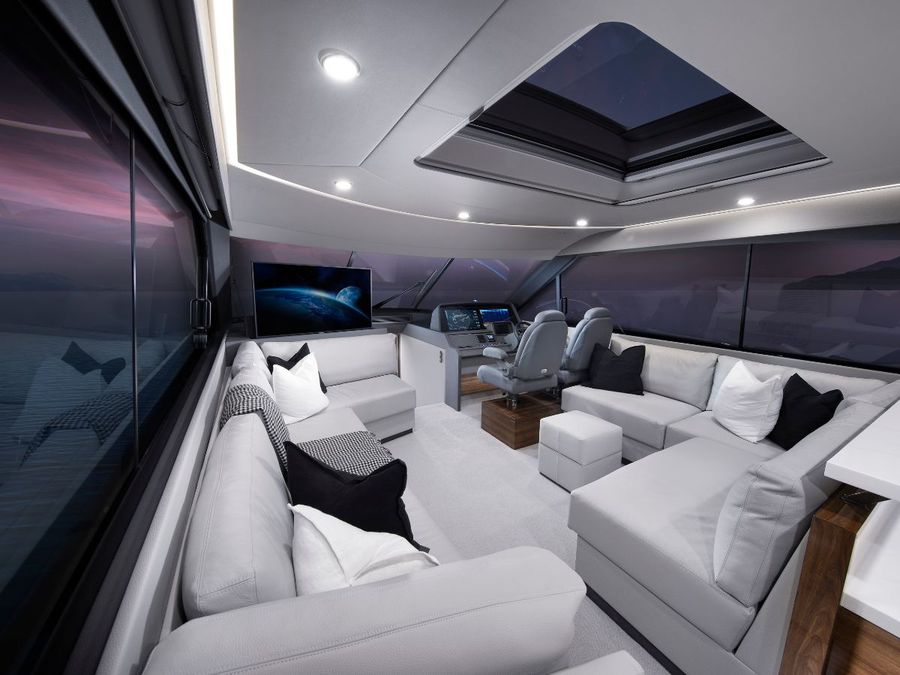 Saloon. Maritimo S60