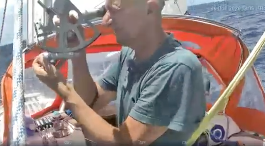 Ertan Beskardes with the sextant. 06/10/2026