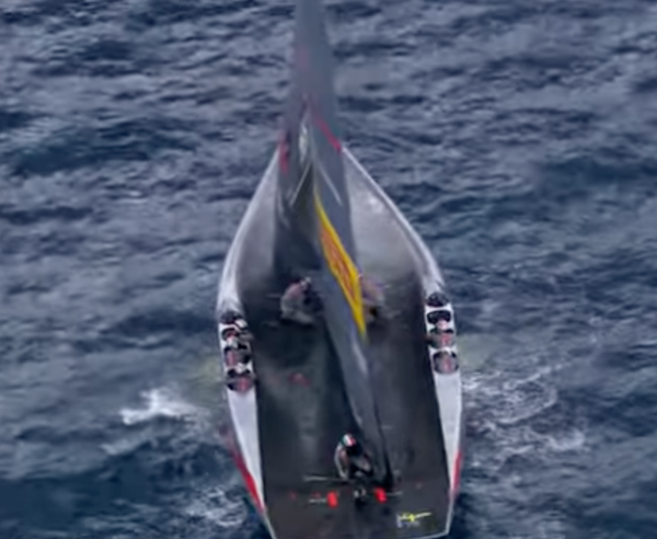 The mainsail traveller is broken - a major structural failure. Photo Credit: AC37 media