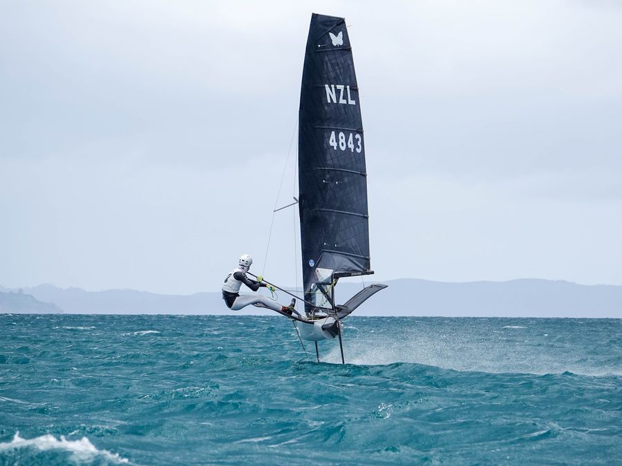 Sean Herbert Credit- Sam Thom, Moth Worlds : Facebook