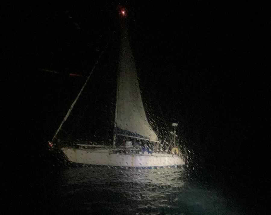 Search-and-rescue-operation-successfully-locates-missing-skipper-near-Baring-Head-2.jpg