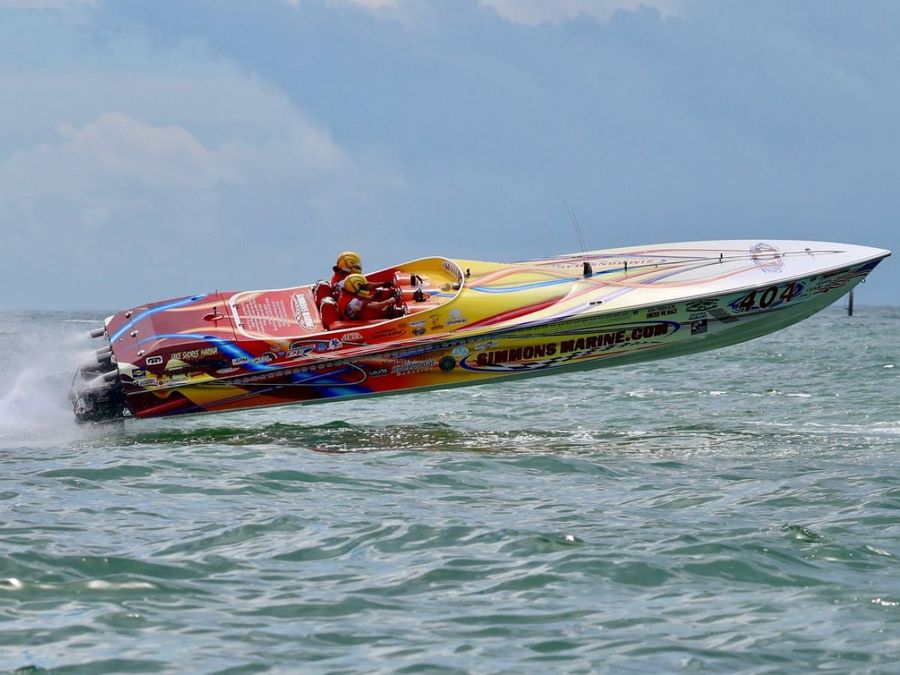 Simmons-Marine-__-Photo-credit_-Speedboat-Magazine.jpg
