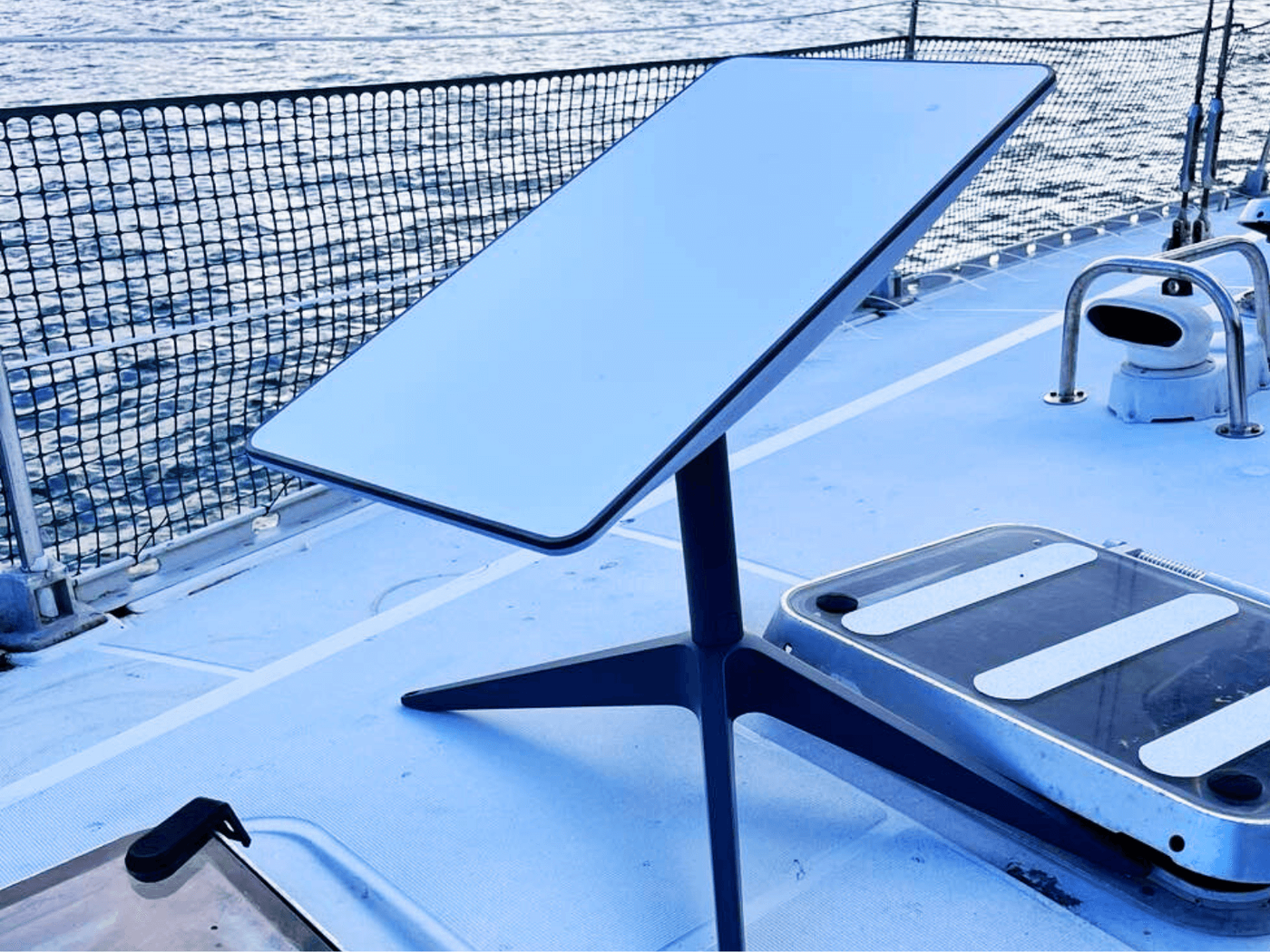 Starlink-has-changed-its-plans-so-that-boaties-can-now-use-it-while-on-the-move.png