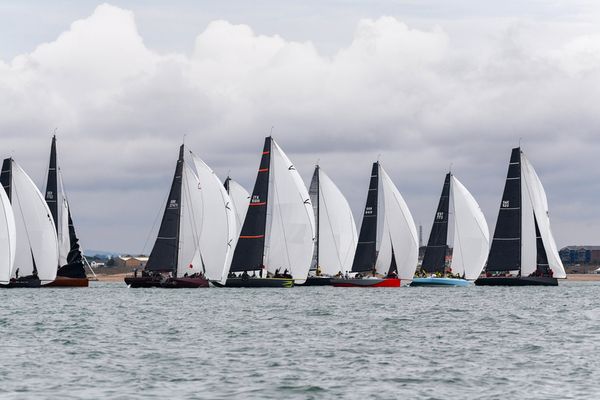 Start-of-Admirals-Cup.jpg