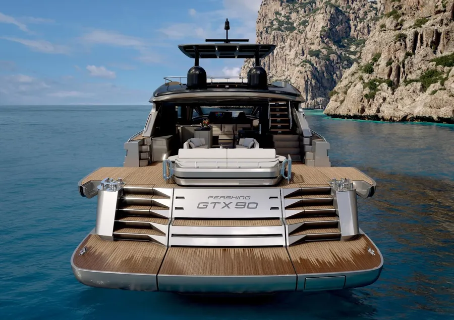 Stern-of-the-Pershing-GTX90-Photo-credit-Pershing.webp