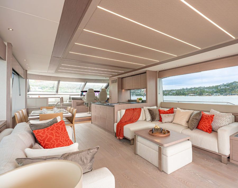 Sunseeker-76-Yachts-.jpg